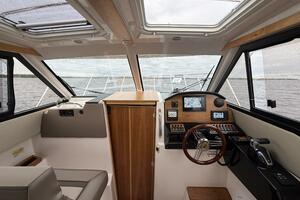 25ft Cutwater Yacht For Sale