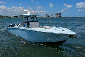  2022 Fountain CC Yacht For Sale in North Palm Beach FL