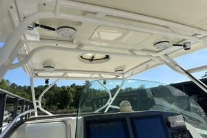 South Life 33ft Hydra Sports Yacht For Sale