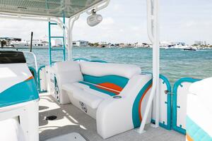 26ft Aloha Pontoon Yacht For Sale