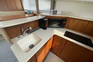 33ft Silverton Yacht For Sale
