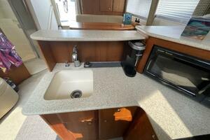 33ft Silverton Yacht For Sale