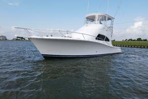 2005 Luhrs 41 Convertible 