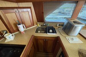 2005 Luhrs 41 Convertible 