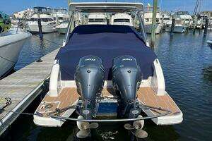 2018 Regal 33 OBX thumbnail 3