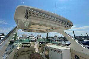 2018 Regal 33 OBX thumbnail 12