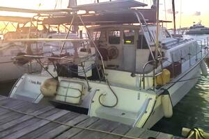 Moonshine 36ft Catalac Yacht For Sale