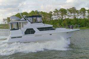 1997 Carver 445 Aft Cabin thumbnail 27