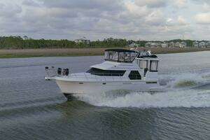 1997 Carver 445 Aft Cabin thumbnail 23