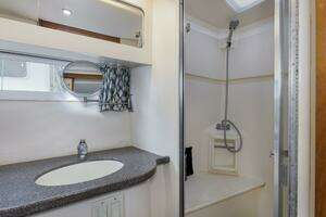 1997 Carver 445 Aft Cabin thumbnail 12