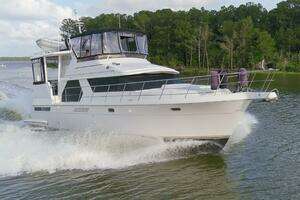 1997 Carver 445 Aft Cabin thumbnail 25