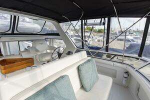1997 Carver 445 Aft Cabin thumbnail 16