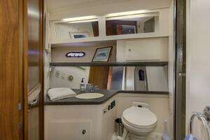 1997 Carver 445 Aft Cabin thumbnail 14