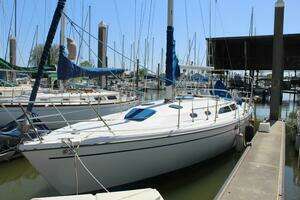 2000 Catalina 36 MkII thumbnail 1