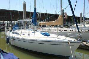 2000 Catalina 36 MkII thumbnail 12