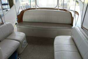 2004 Carver 360 Mariner thumbnail 28