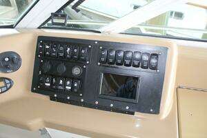 2004 Carver 360 Mariner thumbnail 22