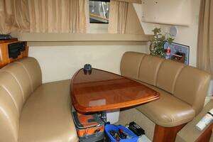 2004 Carver 360 Mariner thumbnail 11