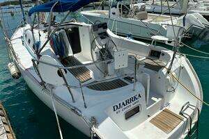32ft Beneteau Yacht For Sale