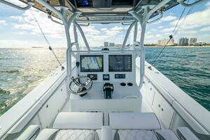 2023 Yellowfin 36 Offshore thumbnail 15