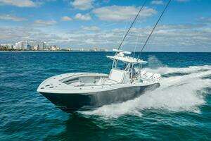 2023 Yellowfin 36 Offshore thumbnail 7