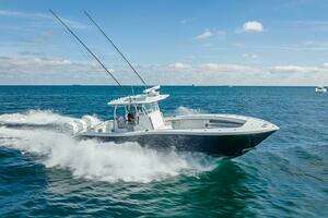 2023 Yellowfin 36 Offshore thumbnail 8