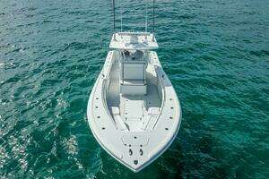 2023 Yellowfin 36 Offshore thumbnail 3