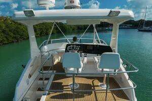 2003 Silverton 42 Convertible thumbnail 4