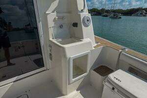 2003 Silverton 42 Convertible thumbnail 15