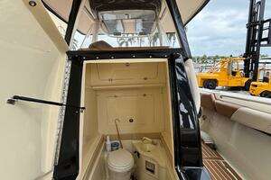 2013 Statement 35 Center Console thumbnail 15