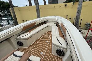2013 Statement 35 Center Console boat with luxurious seating