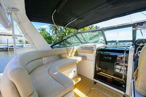 2002 Tiara Yachts 3100 LE thumbnail 13
