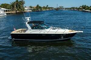 2002 Tiara Yachts 3100 LE thumbnail 1