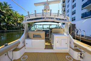 2002 Tiara Yachts 3100 LE thumbnail 23