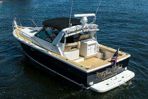 2002 Tiara Yachts 3100 LE thumbnail 39