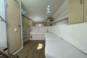 Photo 5295508 for 2026 Regal 33 XO  