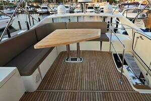2013 Prestige 500 thumbnail 38