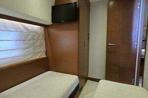2013 Prestige 500 thumbnail 31