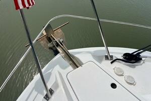 36 San Souci 1998 Carver 405  Foredeck 2 Medium