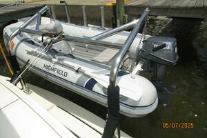 34' Mainship tender2