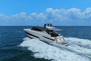 2021 Riviera 5400 Sport Yacht