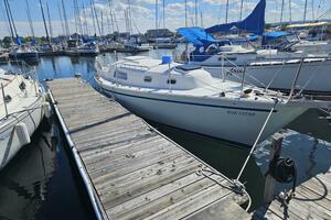 30ft Pearson Yacht For Sale