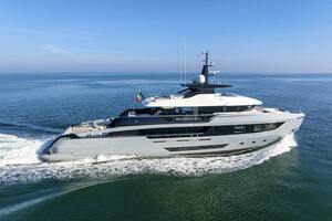 OCEAN KING DOGE 400 132ft Ocean King Yacht For Sale