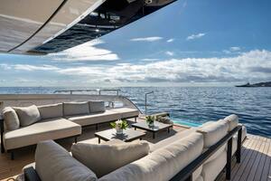 OCEAN KING DUCALE 120 118ft Ocean King Yacht For Sale