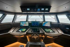 OCEAN KING DUCALE 120 118ft Ocean King Yacht For Sale