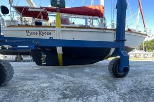 Bees Knees 45ft Creekmore Yacht For Sale