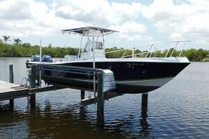 25ft Mako Yacht For Sale