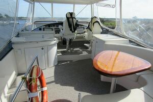 Flybridge Dinette