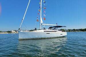 2016 Jeanneau 379 thumbnail 1