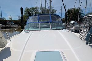 35ft Bayliner Yacht For Sale
